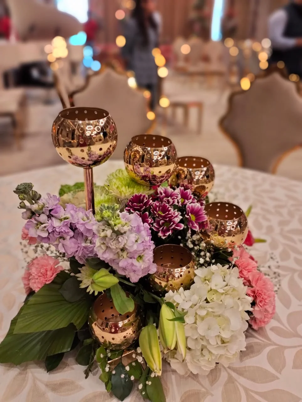 Table Center Pieces (6 candle stands) Setup