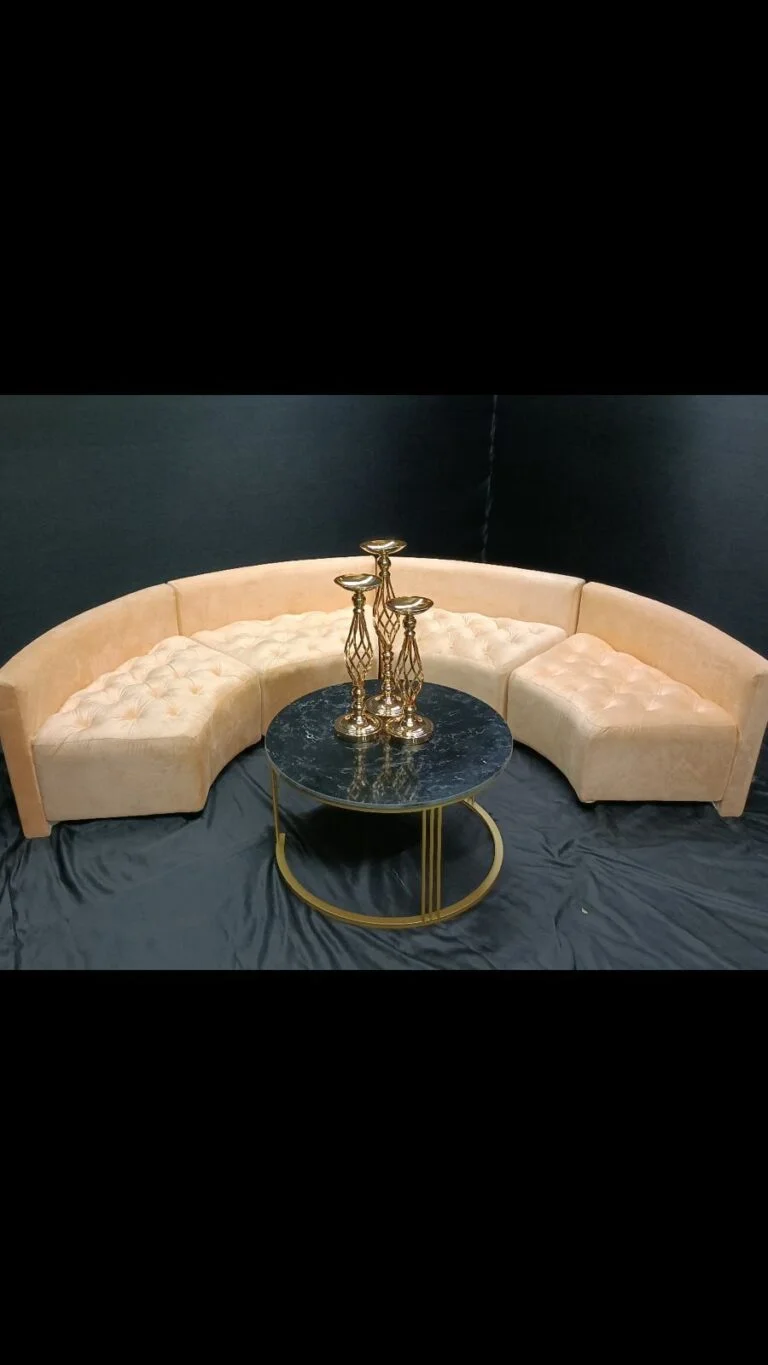 Black Marble Coffee Table (Round) Setup