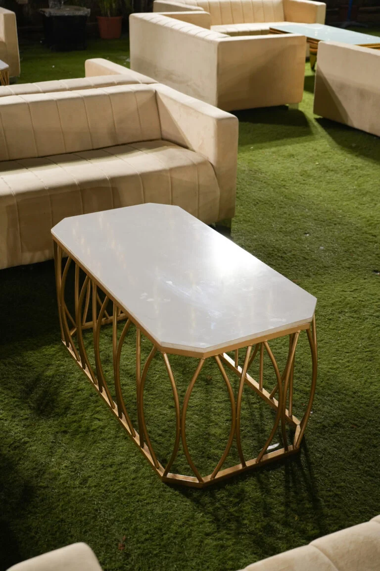 Gold Jhali Coffee Table 1 Setup